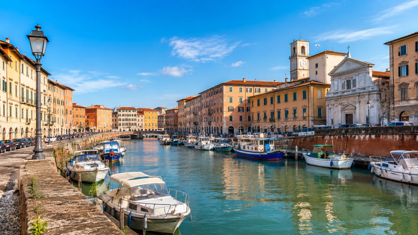 【リヴォルノ】リヴォルノ港だけで大満足！1日観光プラン｜中央市場＆ホップオンバスで港町を丸ごと体験